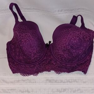 NWOT Lined Deni Elegant Purple Lace Bra